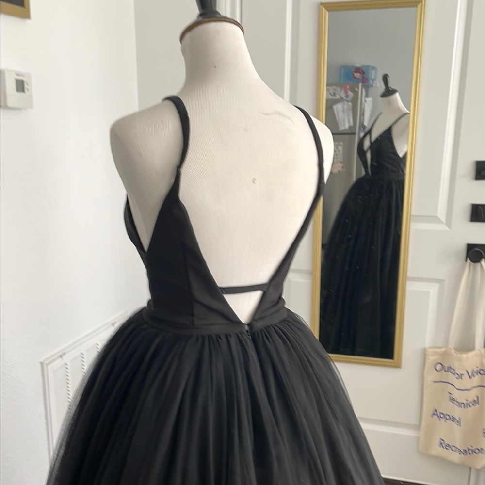 Mac Duggal Plunge Neck, Low Back Full Skirt Black Evening Gown - Picture 3 of 13